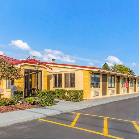 Econo Lodge Norwalk Kültér fotó