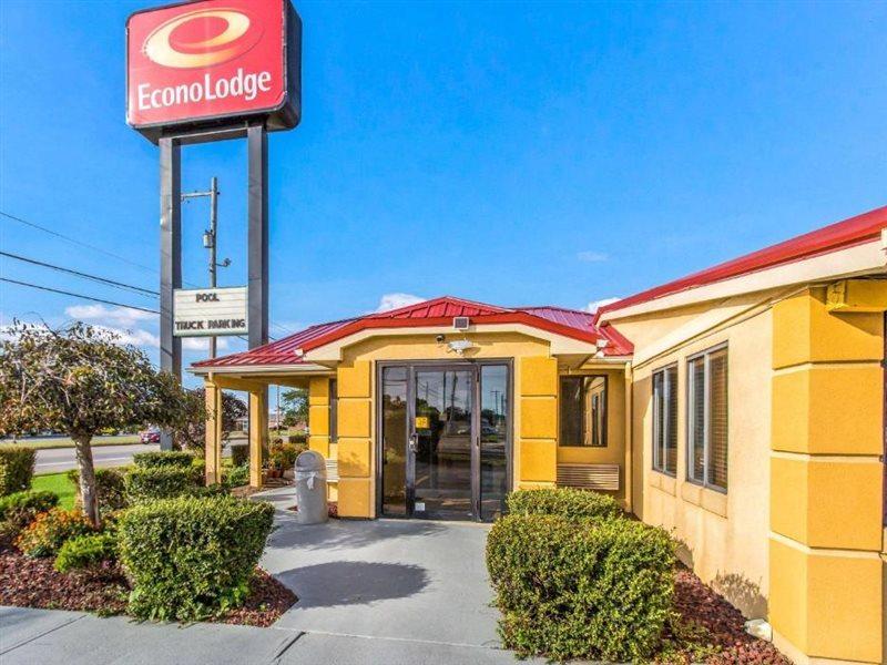Econo Lodge Norwalk Kültér fotó