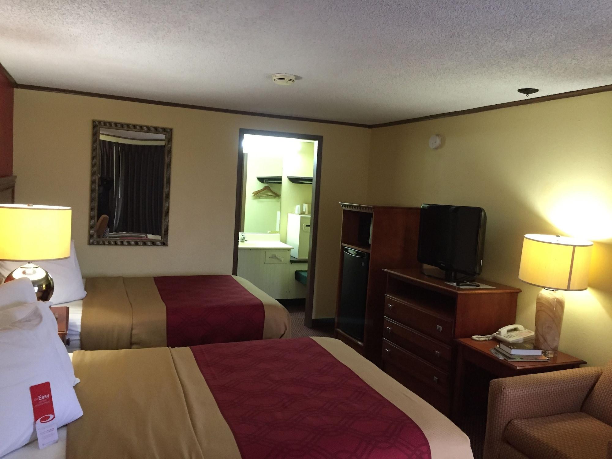 Econo Lodge Norwalk Kültér fotó