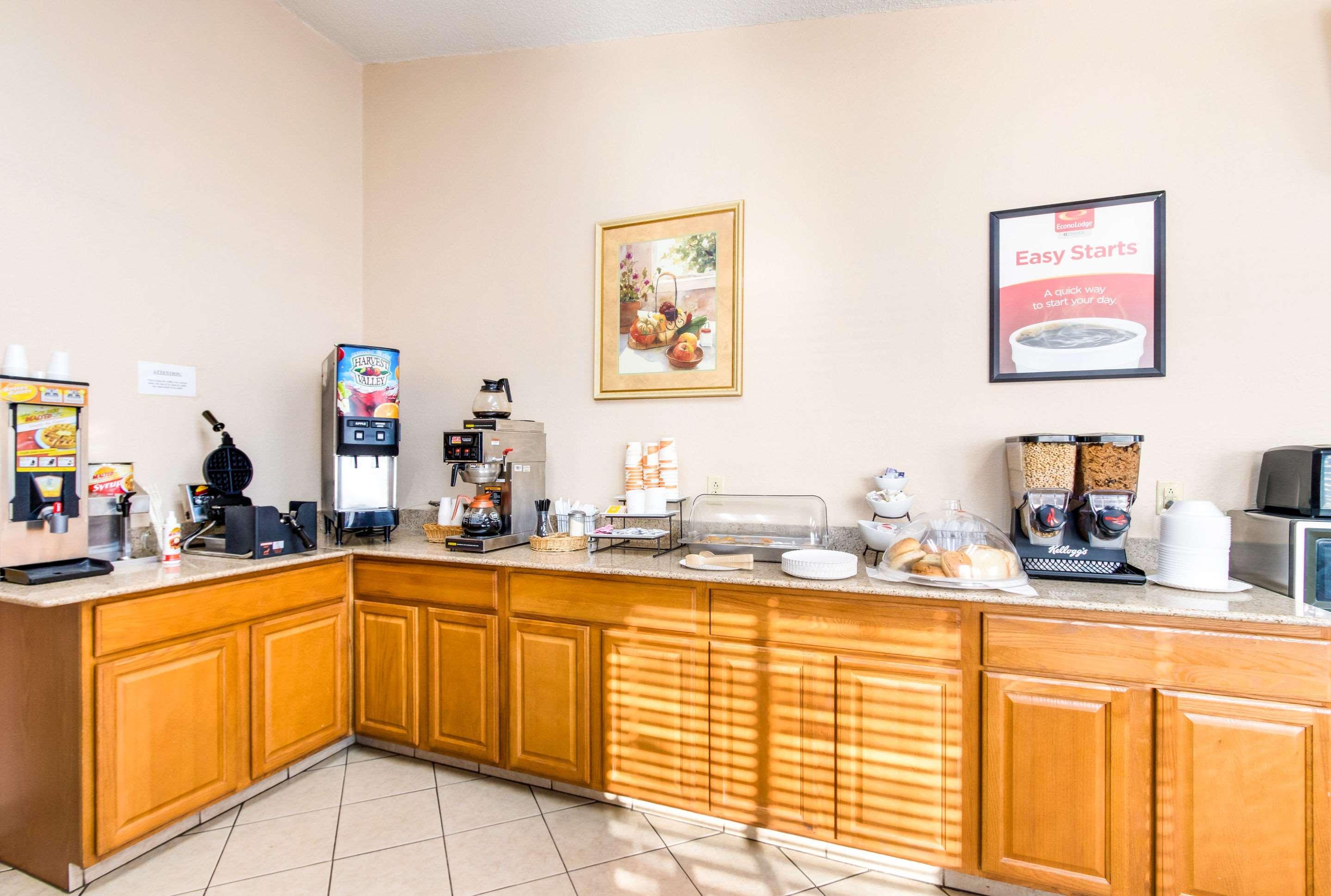 Econo Lodge Norwalk Kültér fotó
