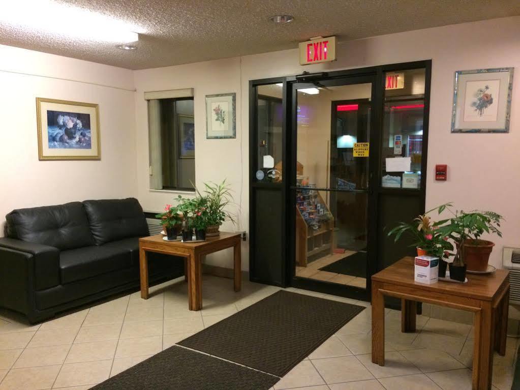 Econo Lodge Norwalk Kültér fotó